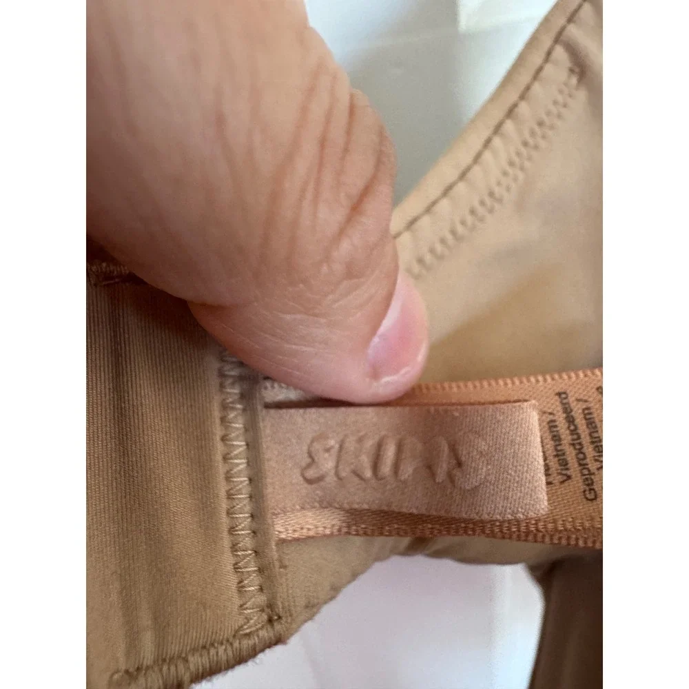 Skims nude push up bra size 38D - Picture 4 of 9